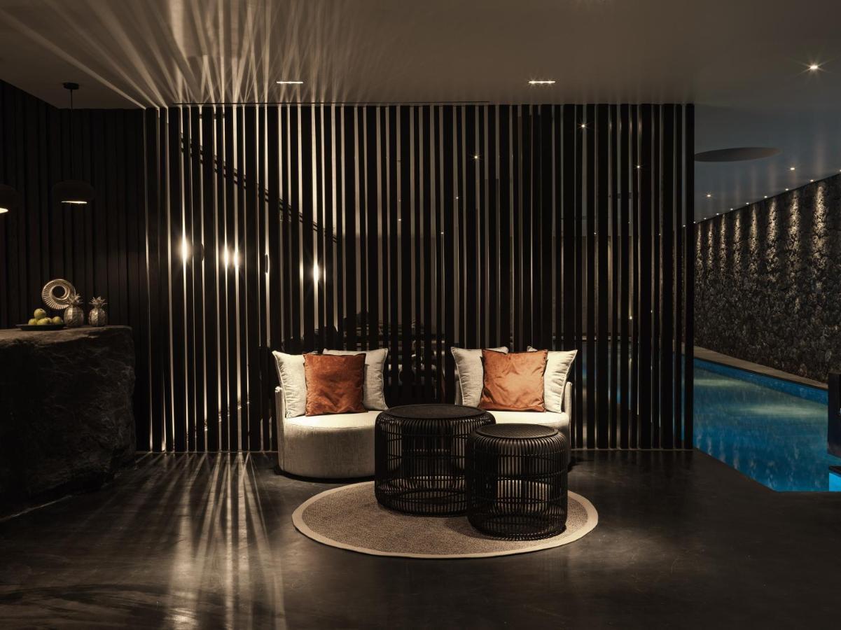 Magma Resort Santorini, In The Unbound Collection By Hyatt Vourvoulos Екстер'єр фото