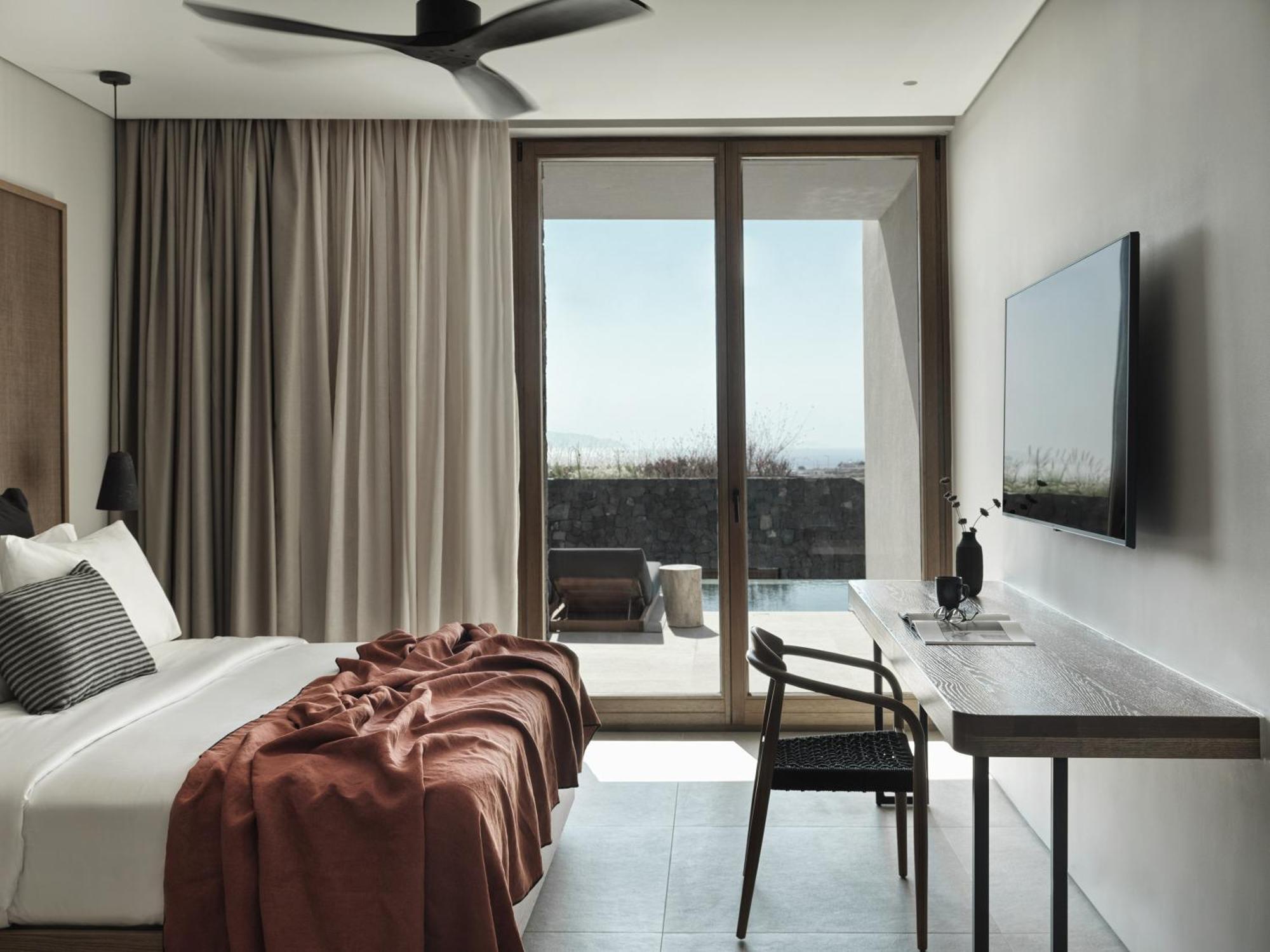 Magma Resort Santorini, In The Unbound Collection By Hyatt Vourvoulos Номер фото